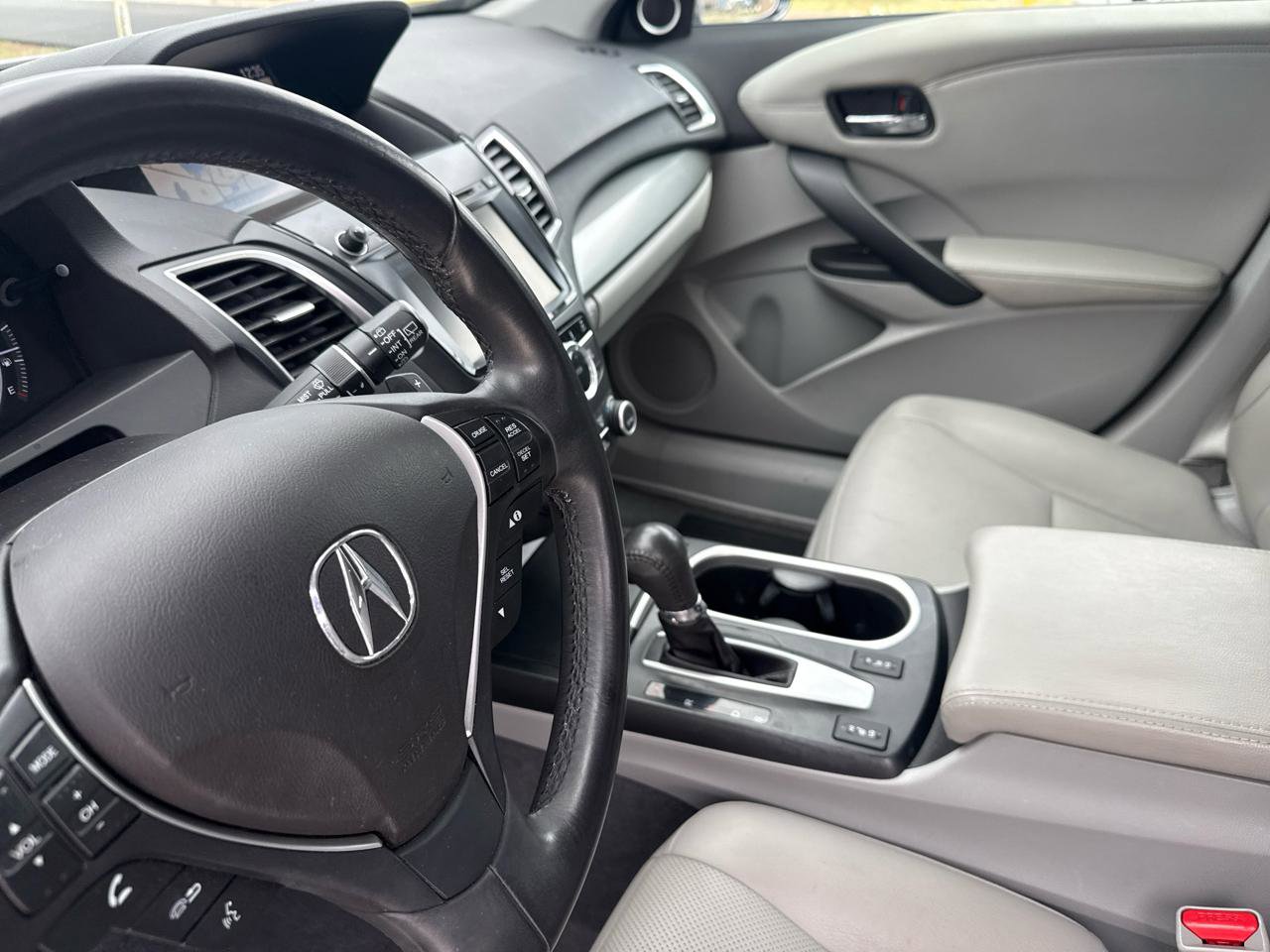 Used 2016 Acura RDX FWD image 32