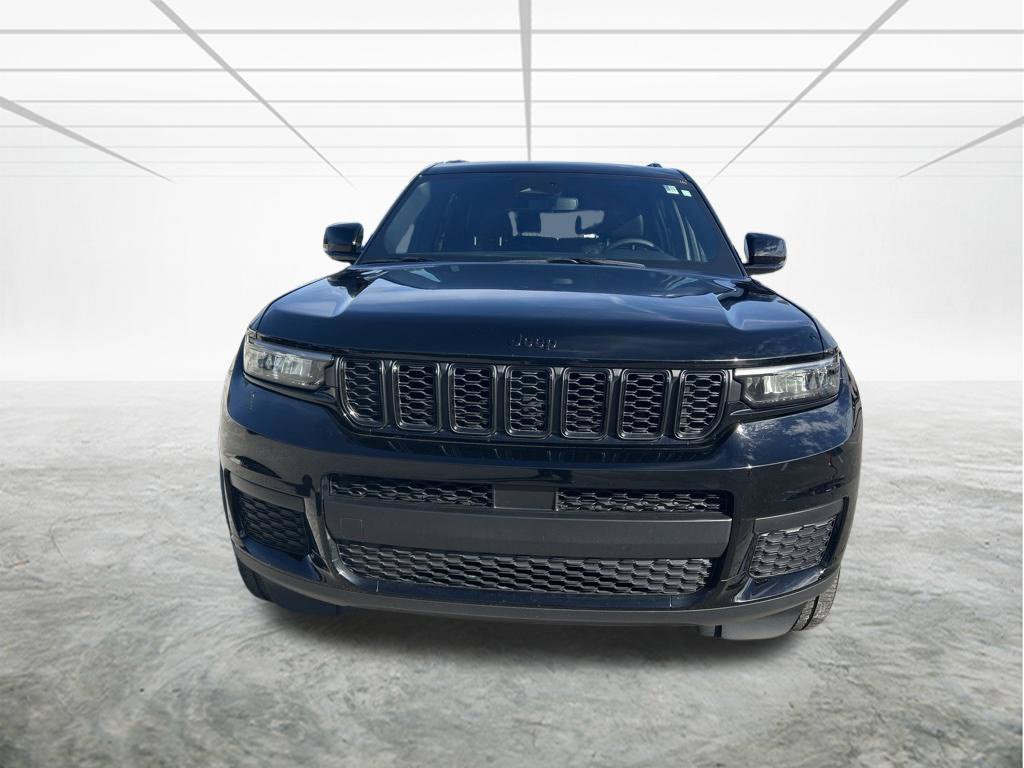 Used 2023 Jeep Grand Cherokee L Laredo AWD/4WD image 8