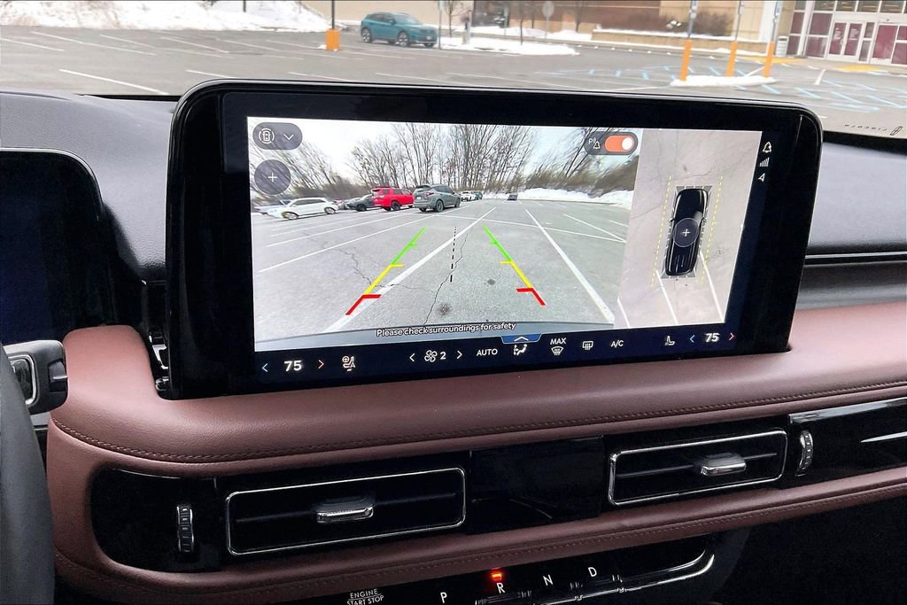 Used 2025 Lincoln Aviator Reserve w/ Illumination Package image 14