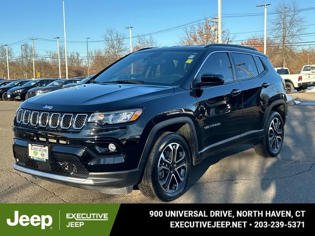 Used 2024 Jeep Compass Limited image 5