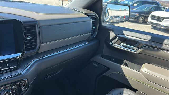 Used 2024 Chevrolet Silverado 1500 ZR2 w/ Technology Package image 21