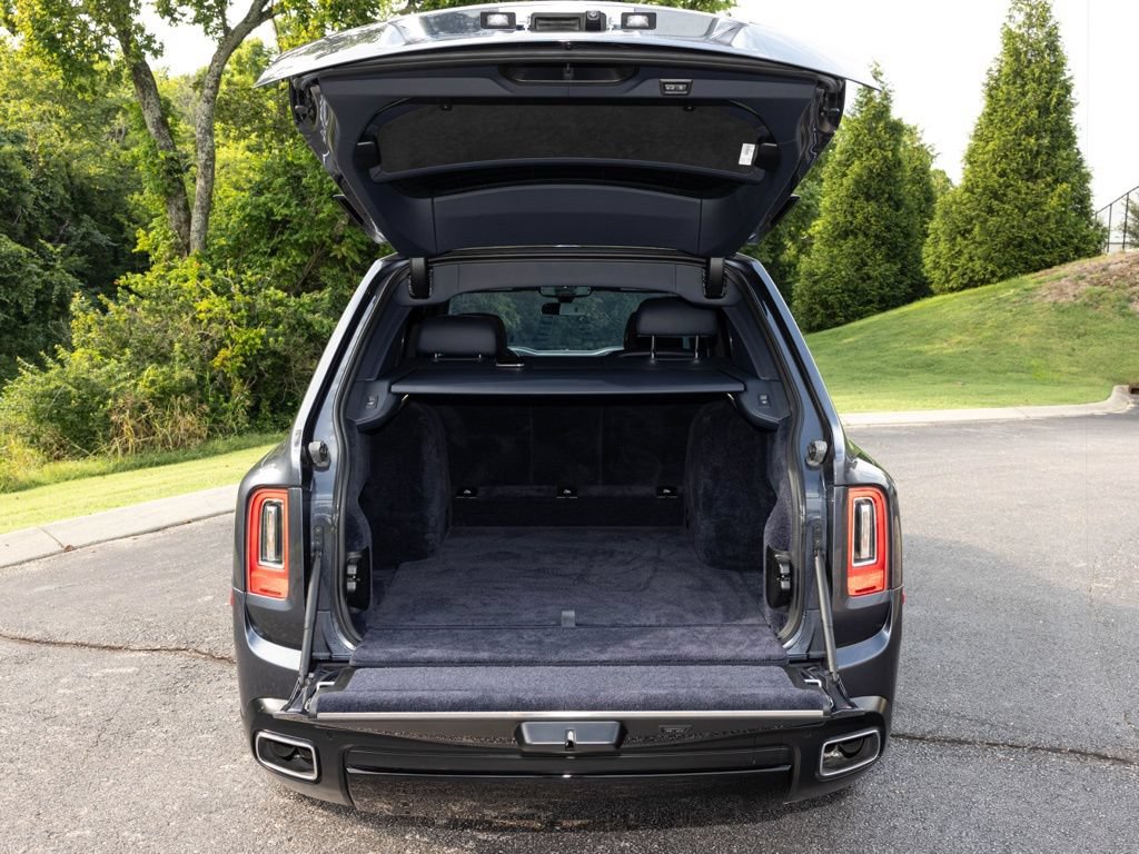 Certified 2022 Rolls-Royce Cullinan w/ Cullinan Package AWD/4WD image 63