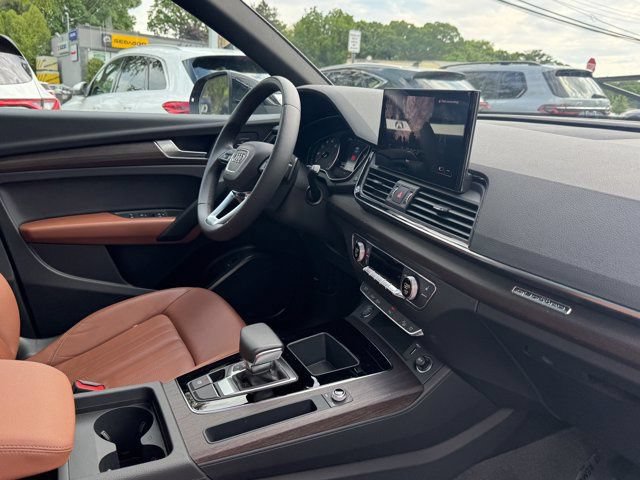 Certified 2023 Audi Q5 2.0T Premium w/ Convenience Package AWD/4WD image 28