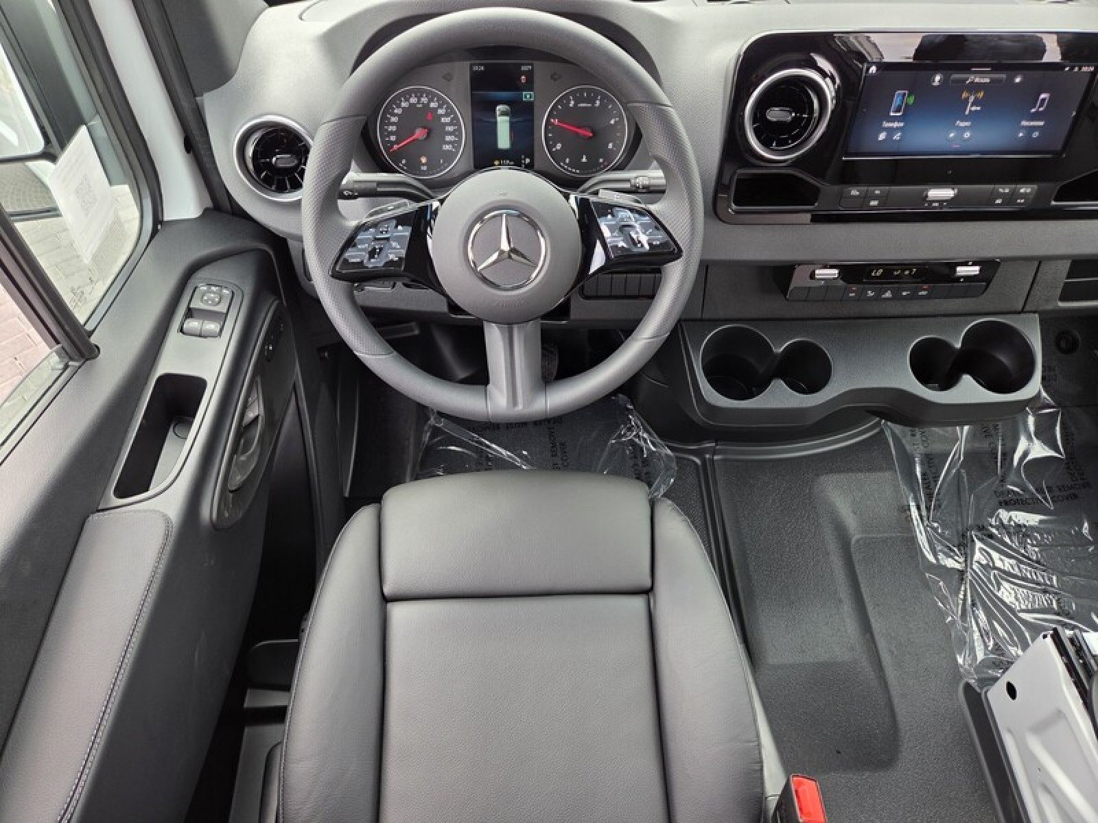 New 2026 Mercedes-Benz Sprinter 2500 image 18
