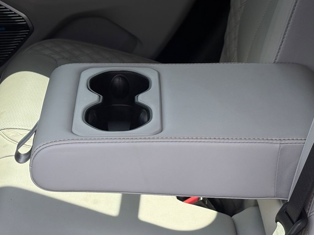 Used 2022 Jeep Grand Cherokee Summit AWD/4WD image 11