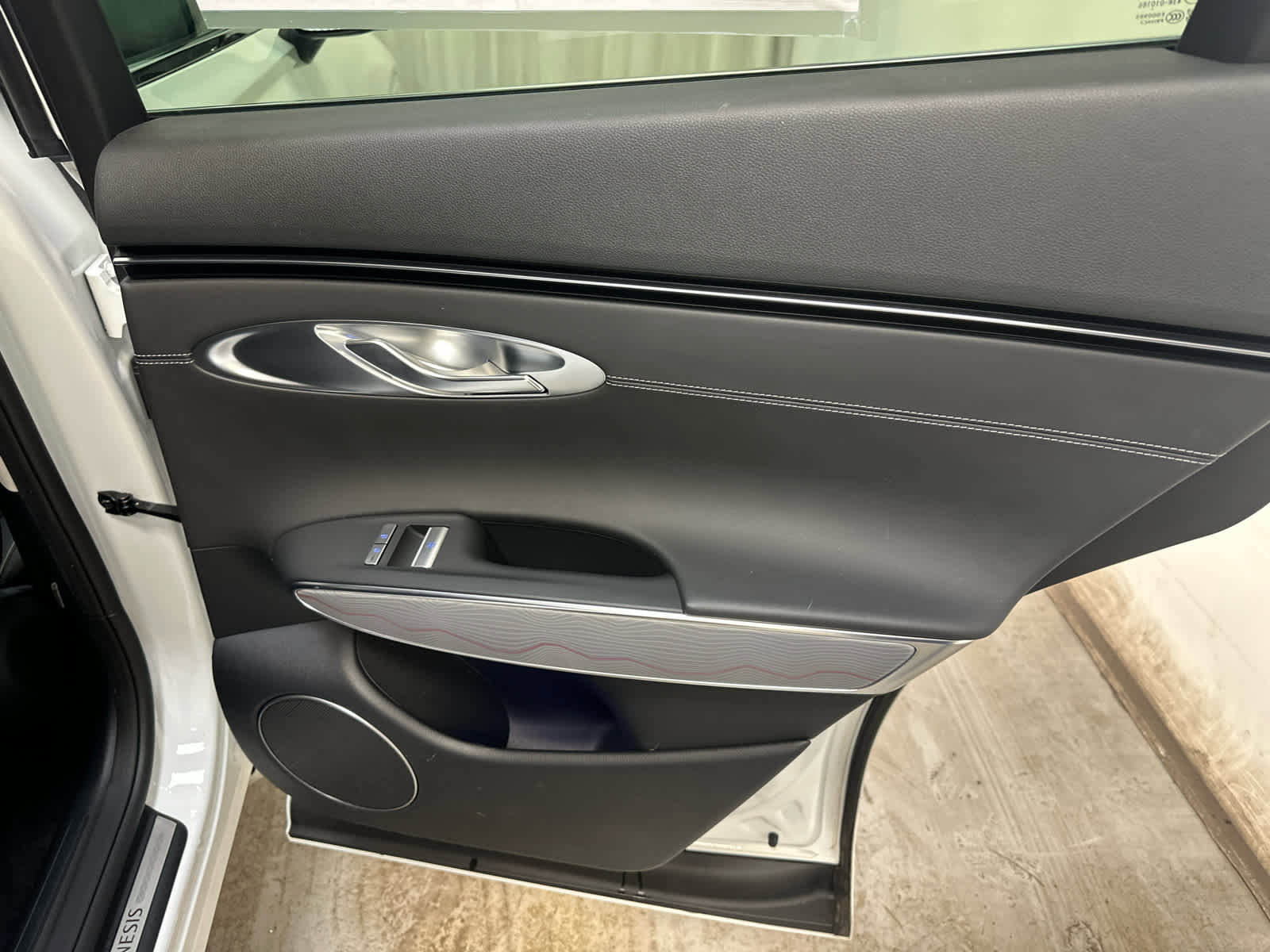 Used 2024 Genesis GV70 2.5T Advanced w/ Advanced Package image 30