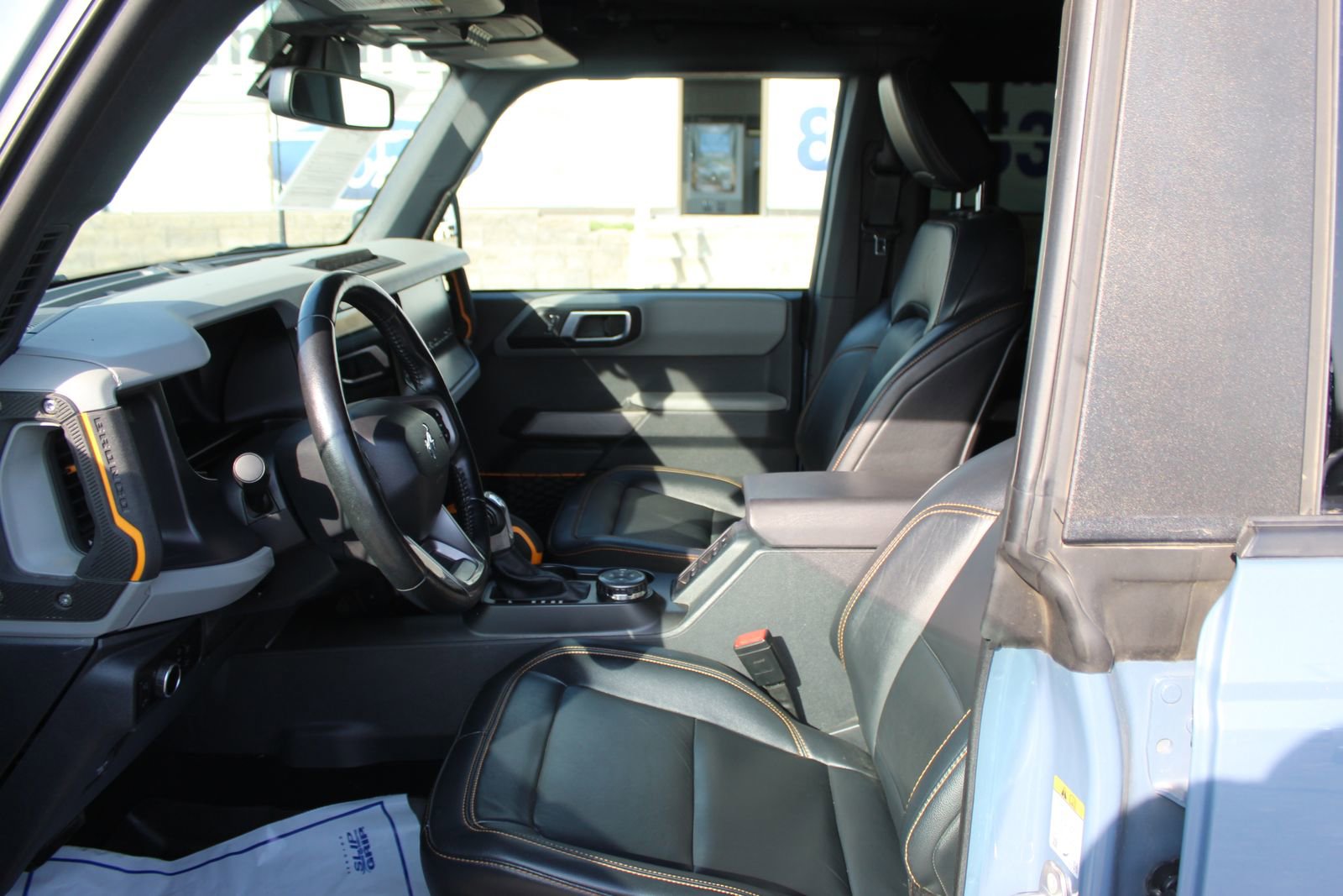 Used 2023 Ford Bronco Badlands image 23