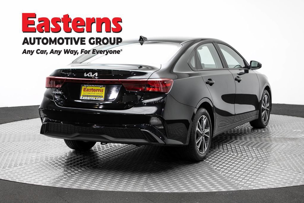 Used 2024 Kia Forte LXS FWD image 5