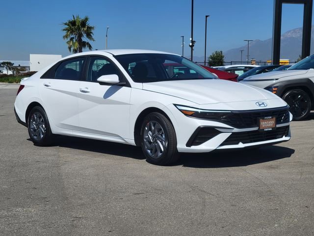 New 2026 Hyundai Elantra Blue image 27