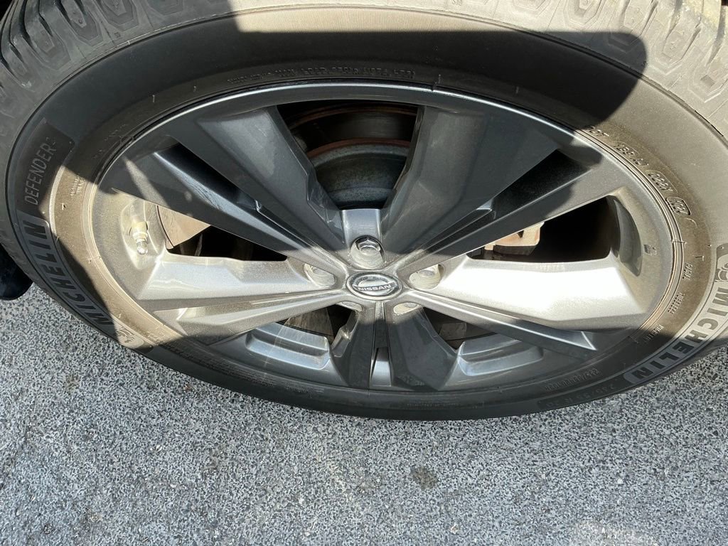 Used 2019 Nissan Murano Platinum w/ Cargo Package image 9