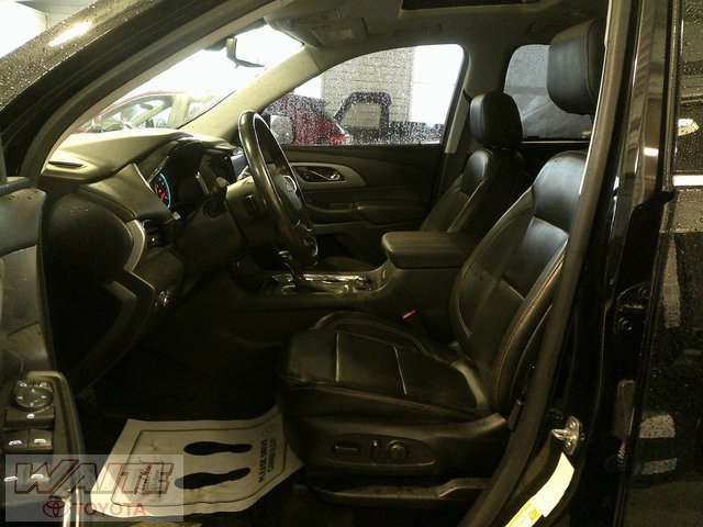 Used 2020 Chevrolet Traverse LT image 19
