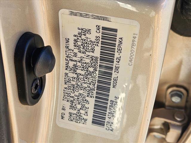 Used 2012 Toyota Corolla LE image 24