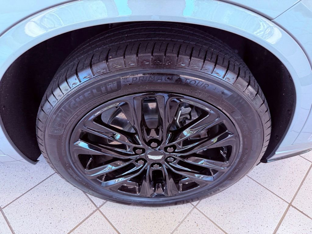 Used 2025 Cadillac XT6 Luxury FWD image 17