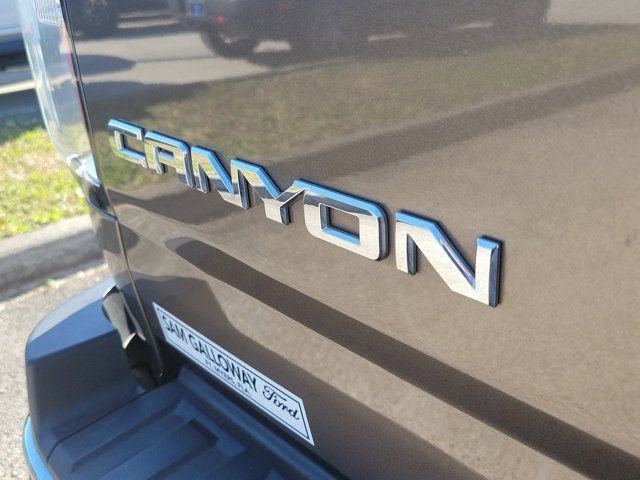 Used 2016 GMC Canyon SLT image 13