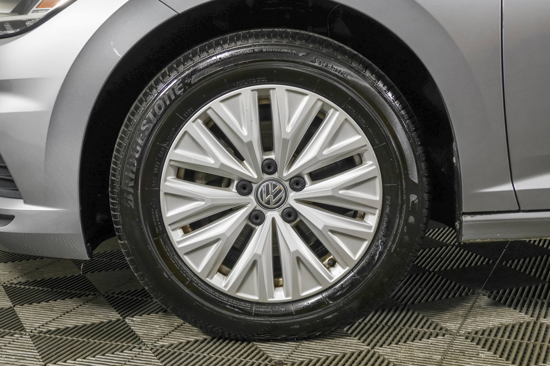Used 2019 Volkswagen Jetta S w/ Driver Assistance Package FWD image 19