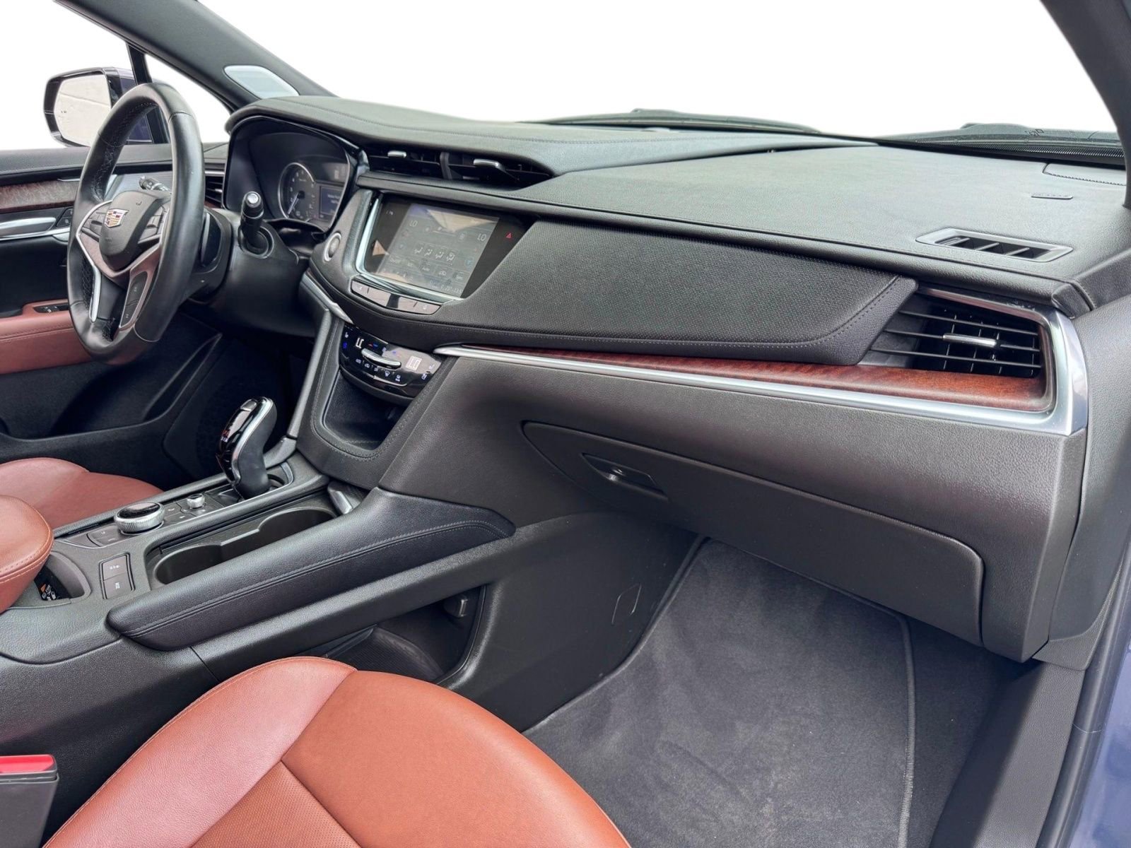 Used 2024 Cadillac XT5 Premium Luxury image 10