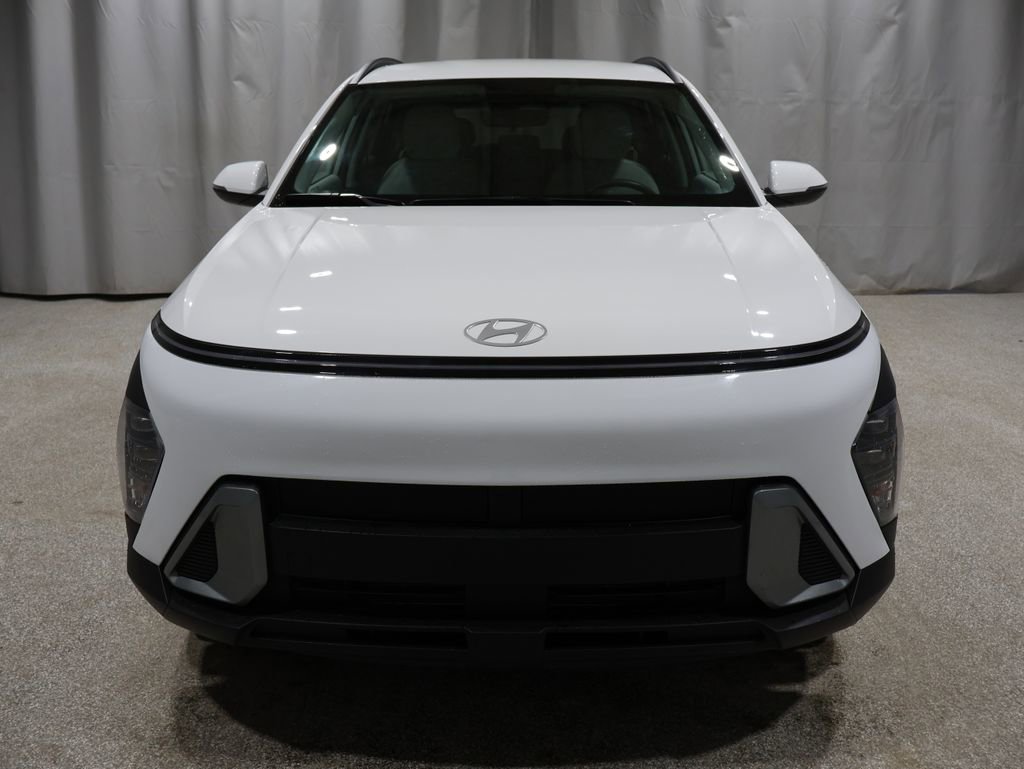 Used 2025 Hyundai Kona SEL image 7