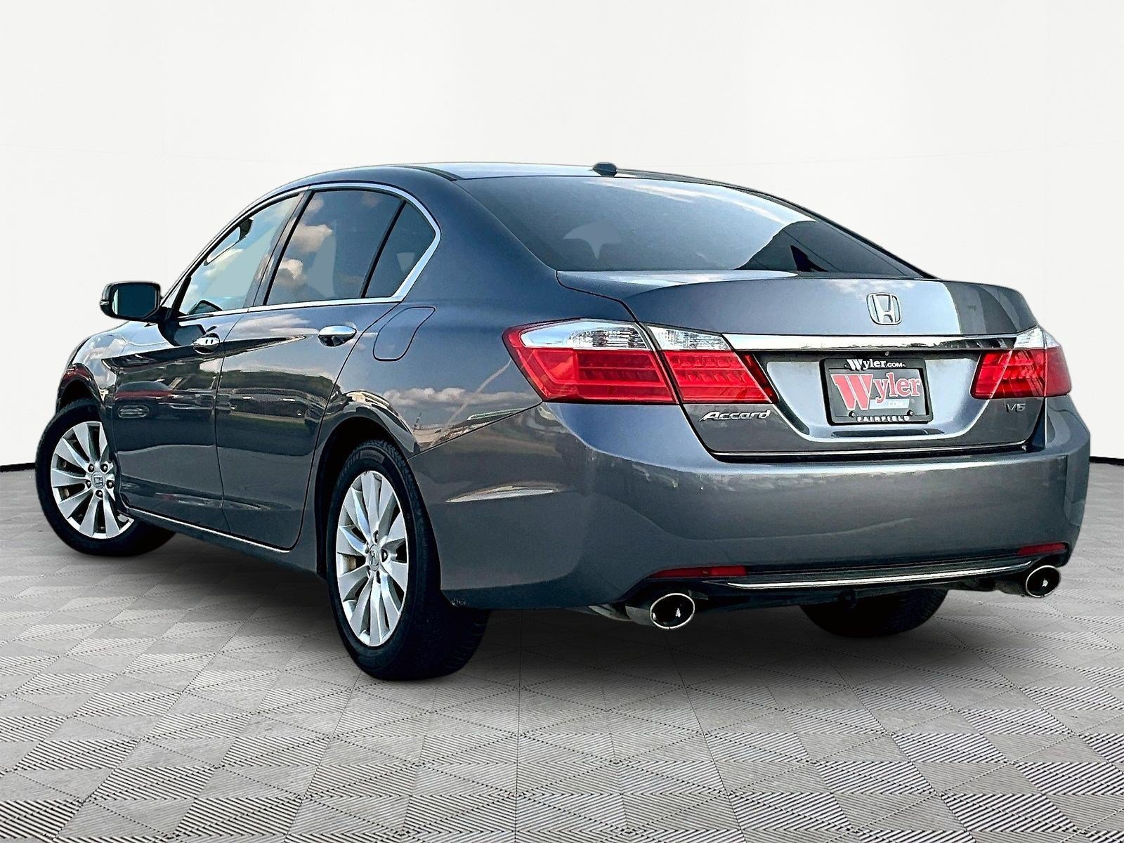 Used 2015 Honda Accord EX-L image 4