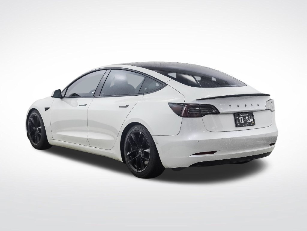 Used 2022 Tesla Model 3 Long Range AWD/4WD image 3