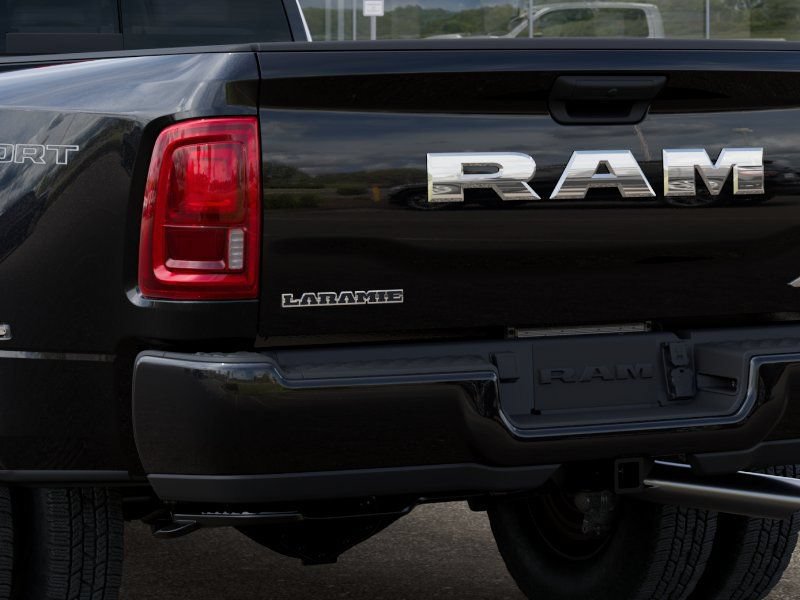 New 2026 RAM 3500 Laramie AWD/4WD image 13
