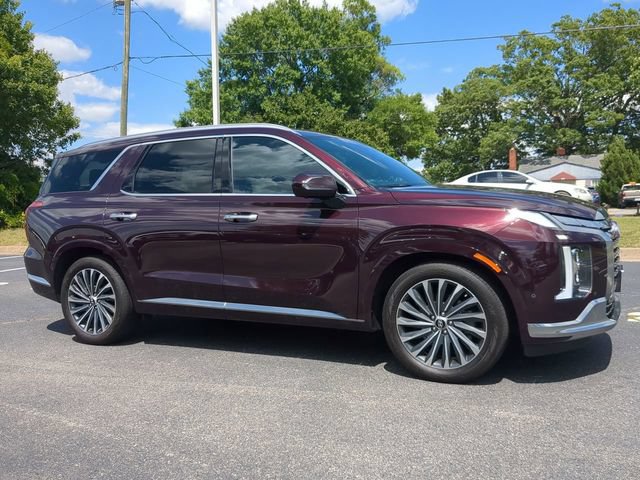 Used 2024 Hyundai Palisade Calligraphy AWD/4WD image 2
