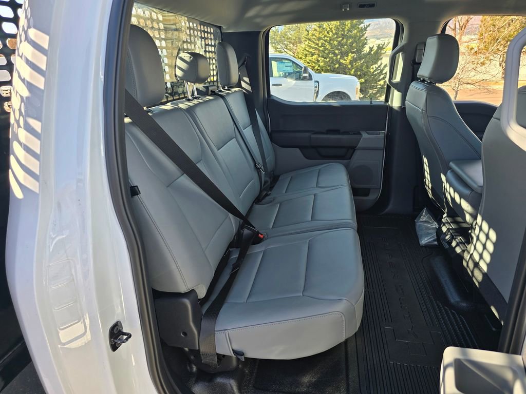 New 2026 Ford F550 4x4 Crew Cab image 45
