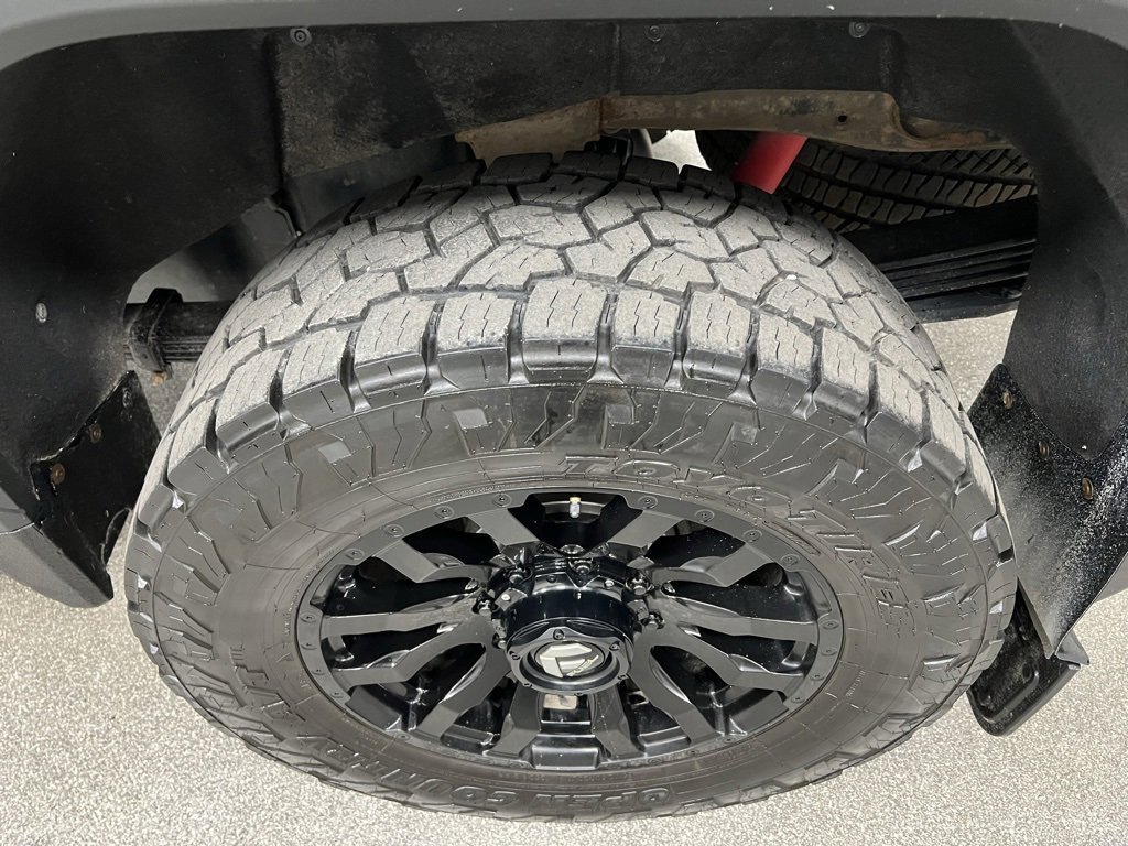 Used 2024 GMC Sierra 2500 AT4 w/ Technology Package image 19