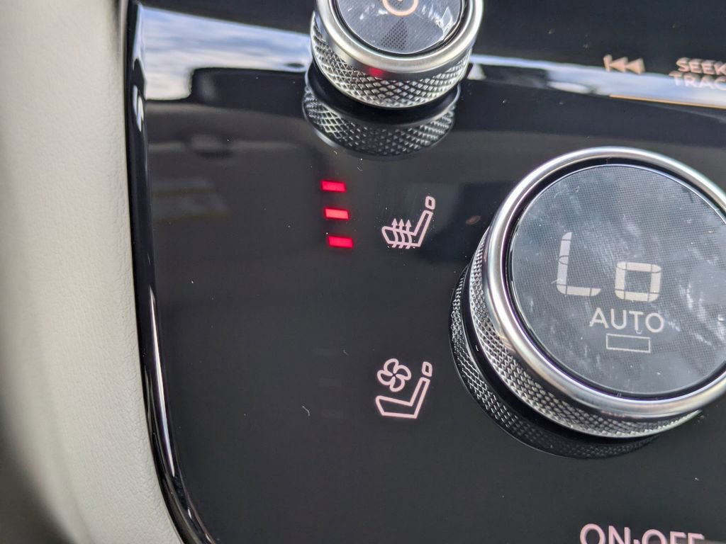 New 2026 INFINITI QX60 Luxe w/ Cargo Package image 26