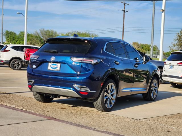 Certified 2022 Buick Envision Avenir w/ Technology Package II image 3
