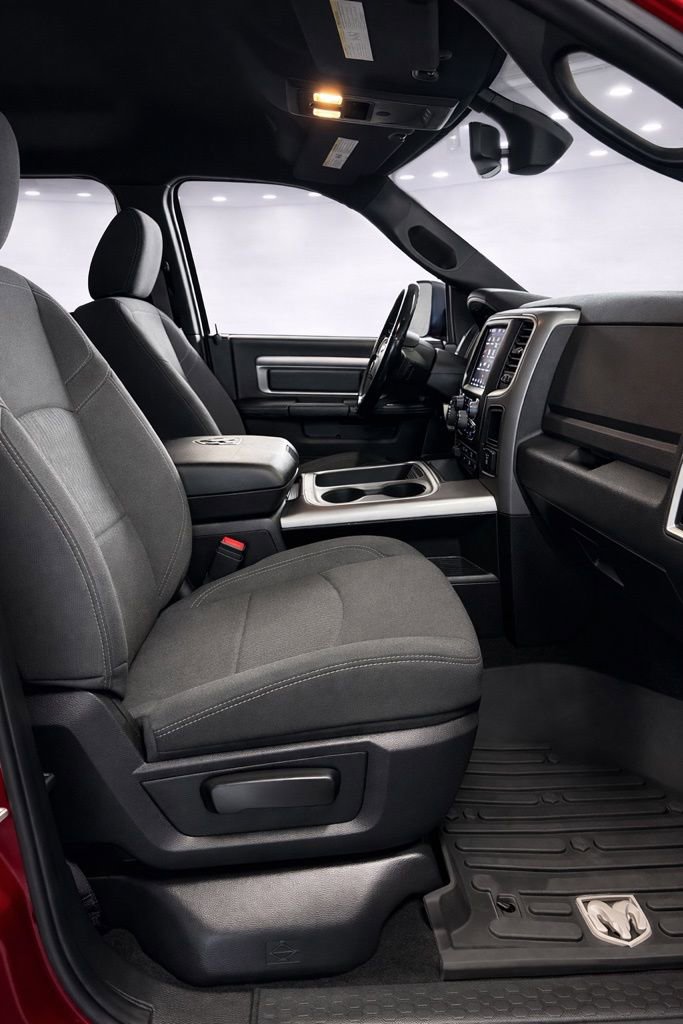 Used 2021 RAM 1500 Classic Warlock AWD/4WD image 16