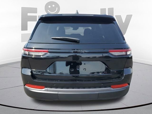 New 2026 Jeep Grand Cherokee Altitude AWD/4WD image 4