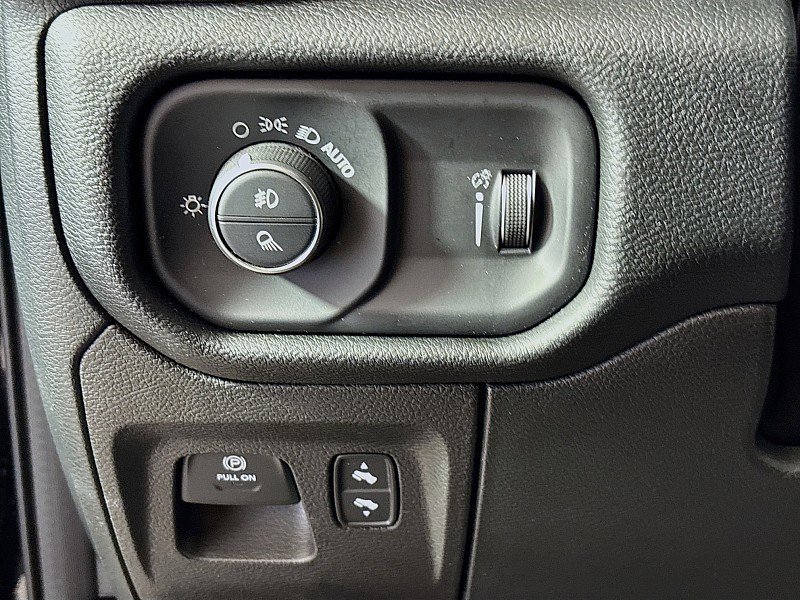 Used 2022 RAM 1500 Big Horn image 9