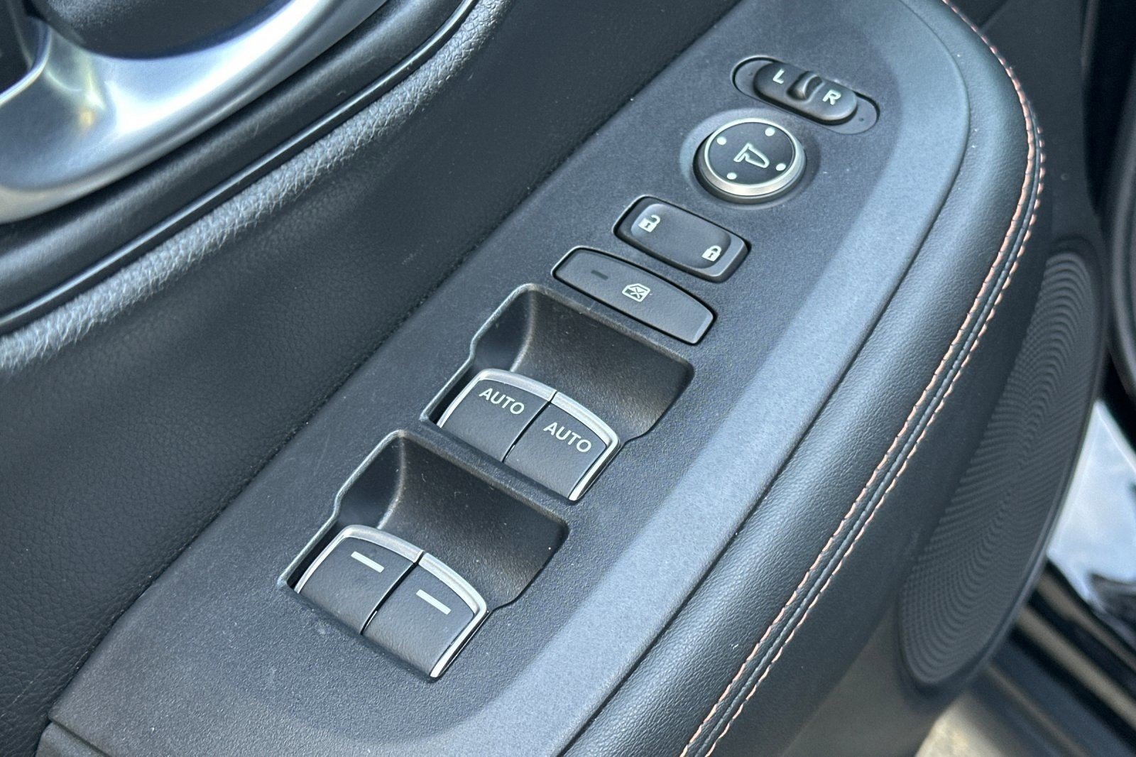Used 2024 Honda HR-V Sport image 13