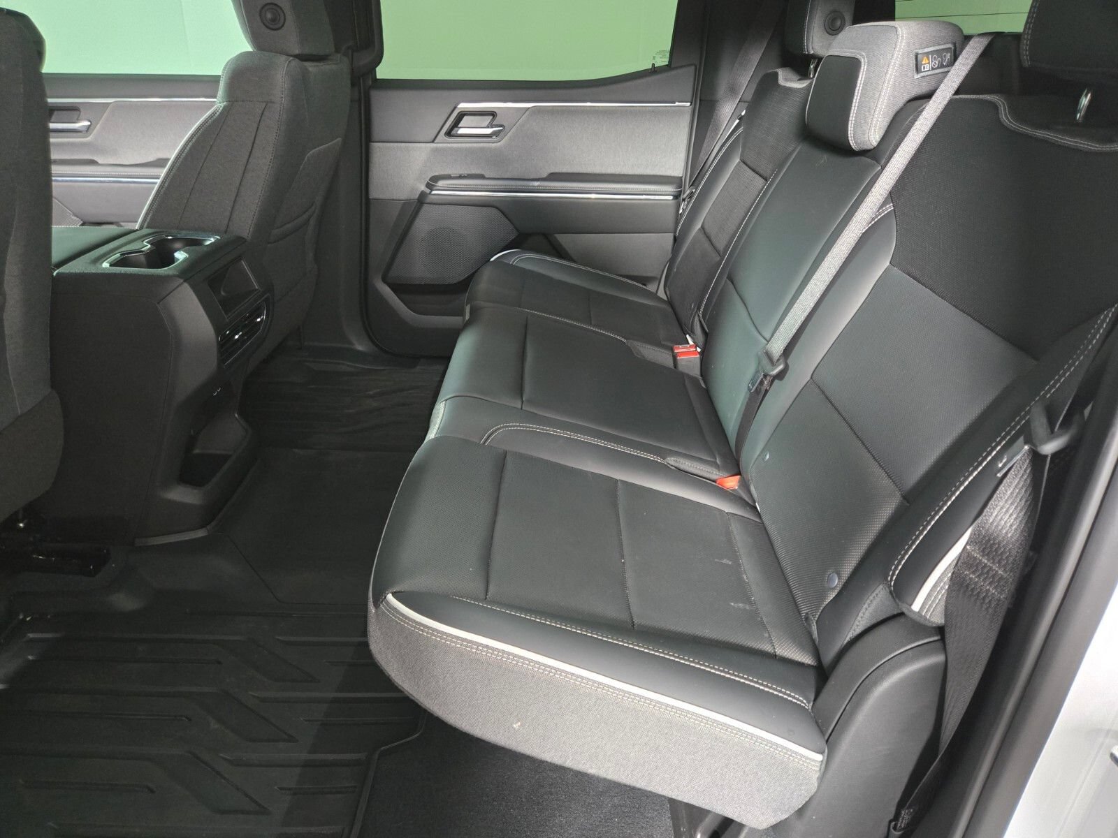 Used 2026 GMC Sierra EV Elevation AWD/4WD image 5