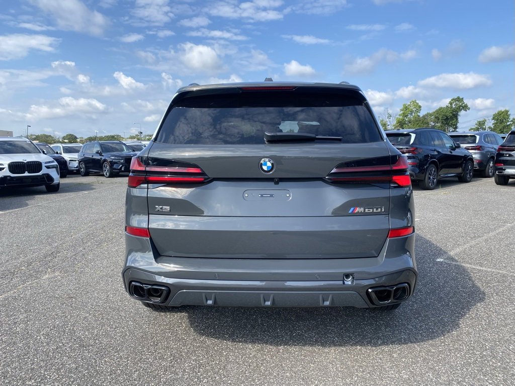 New 2026 BMW X5 M60i image 3