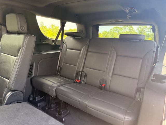 Used 2025 Chevrolet Suburban Z71 AWD/4WD image 10
