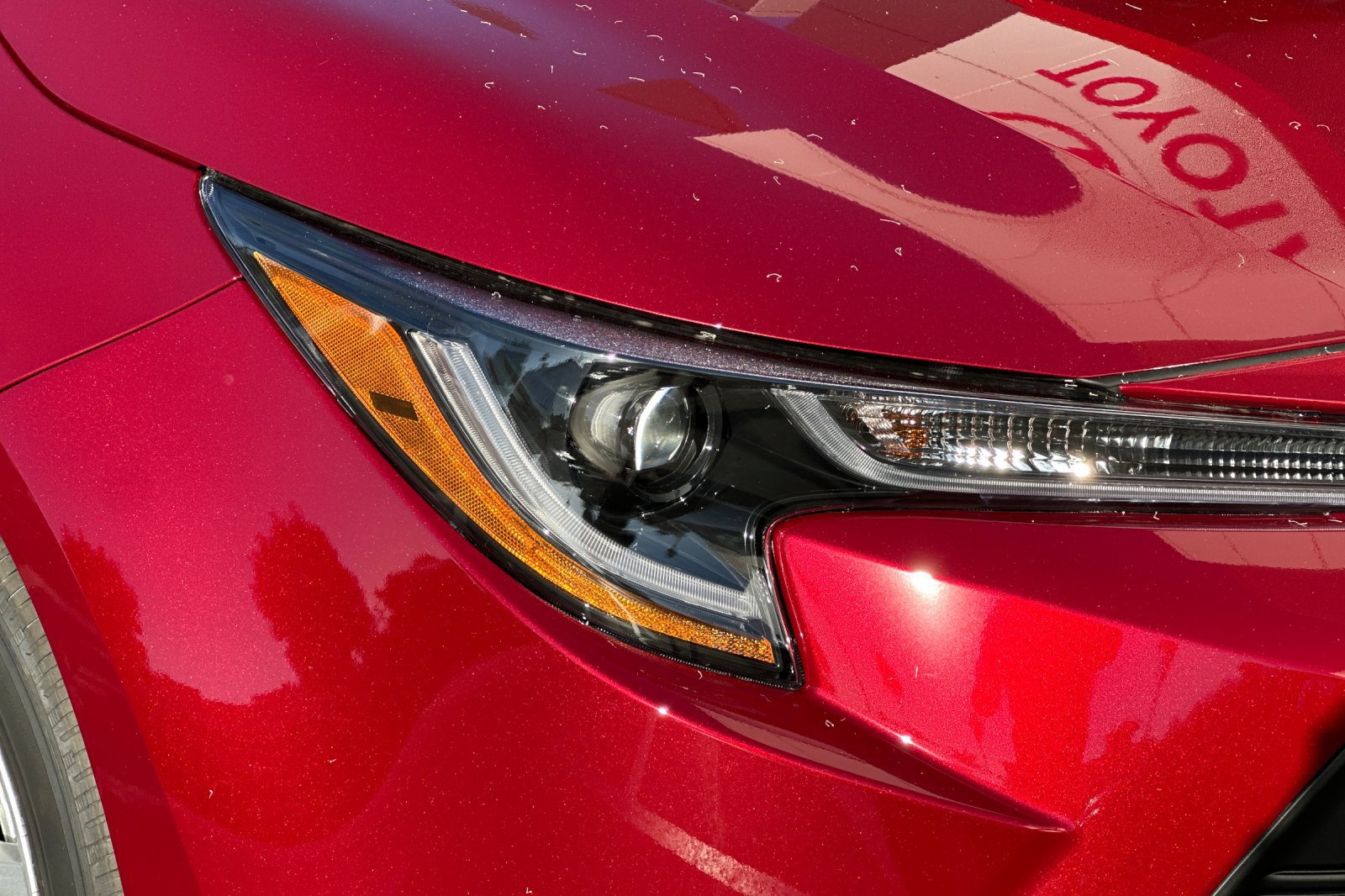 New 2027 Toyota Corolla LE w/ LE Premium Package FWD image 31