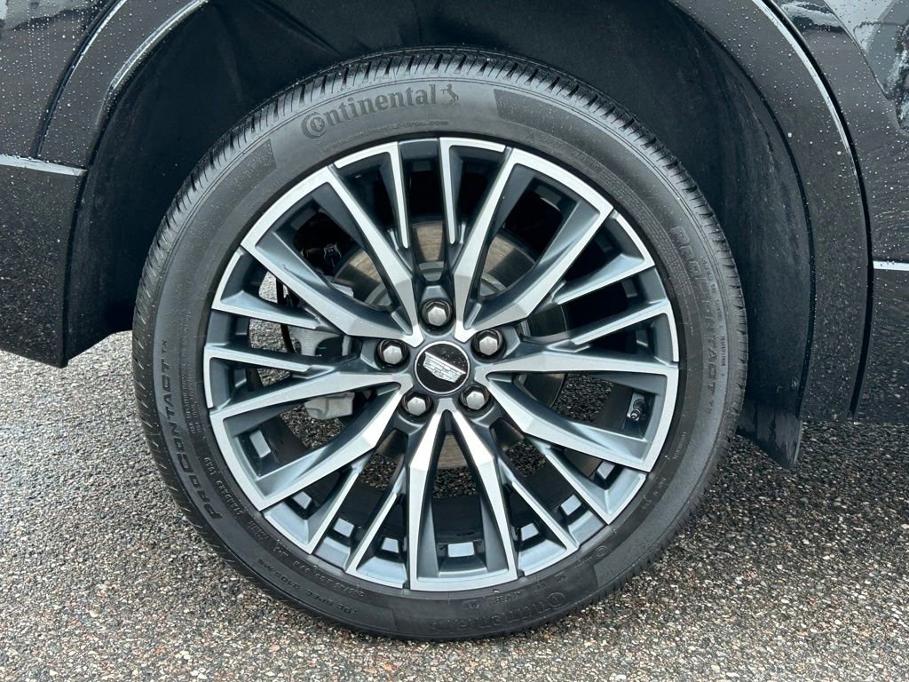 Used 2025 Cadillac XT4 Sport w/ Cold Weather Package image 45