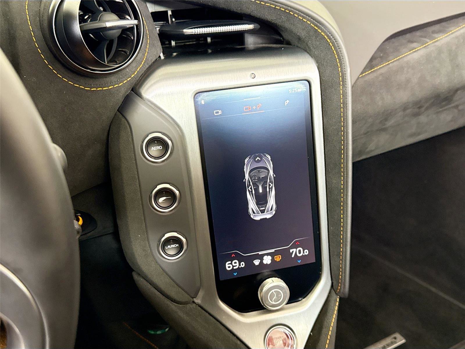 Used 2024 McLaren 750S Spider image 18