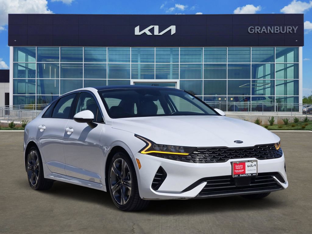 Used 2021 Kia K5 EX w/ EX Premium Package FWD image 3