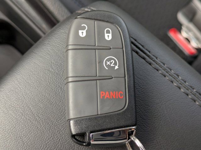 New 2026 Jeep Compass Latitude image 25