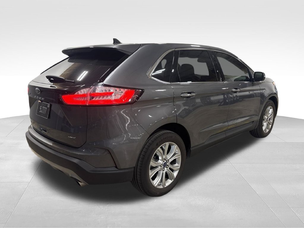 Used 2022 Ford Edge Titanium AWD/4WD image 6