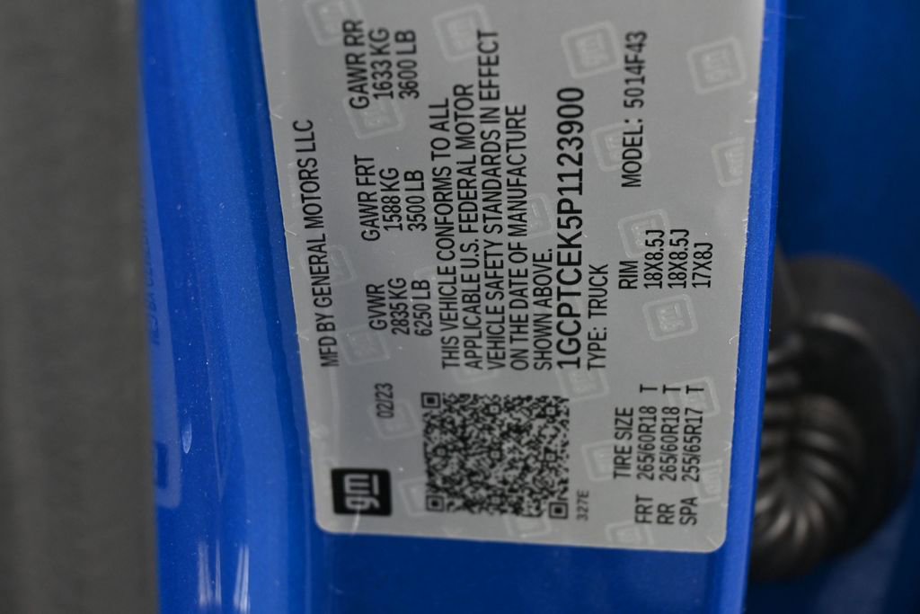 Used 2023 Chevrolet Colorado LT w/ LT Convenience Package II AWD/4WD image 17