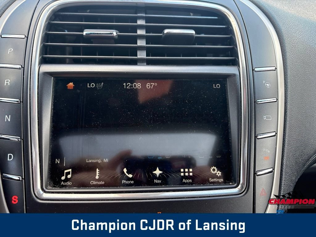 Used 2017 Lincoln MKX Reserve w/ Driver Assistance Package AWD/4WD image 19