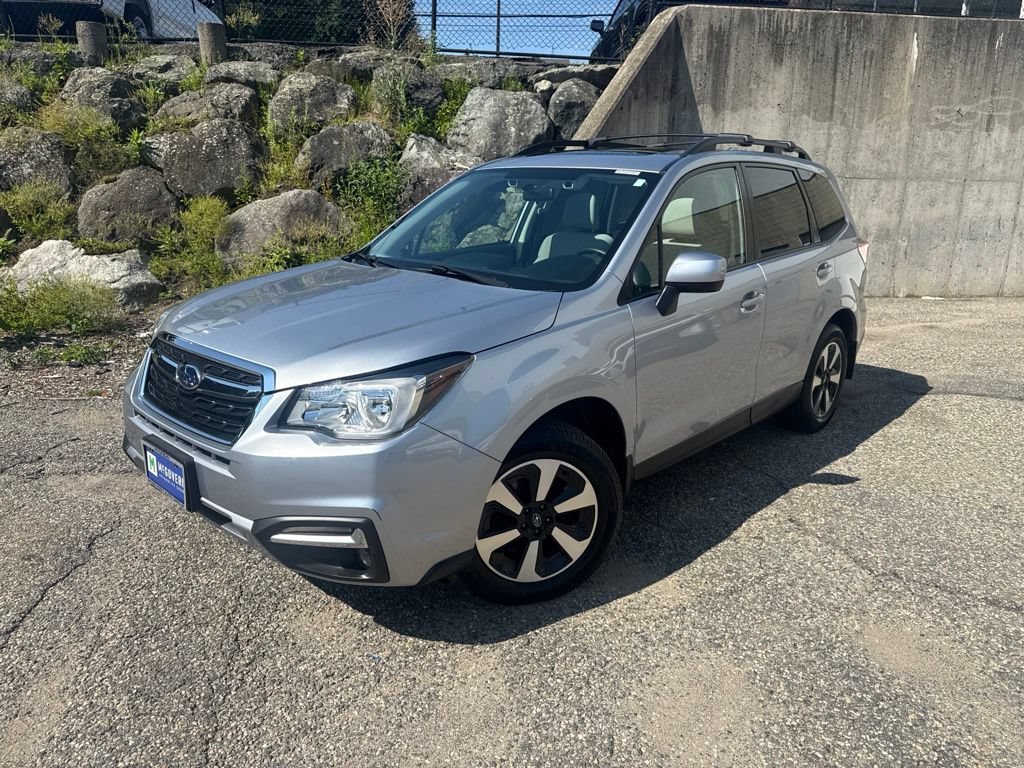 Used 2018 Subaru Forester 2.5i Premium AWD/4WD image 1