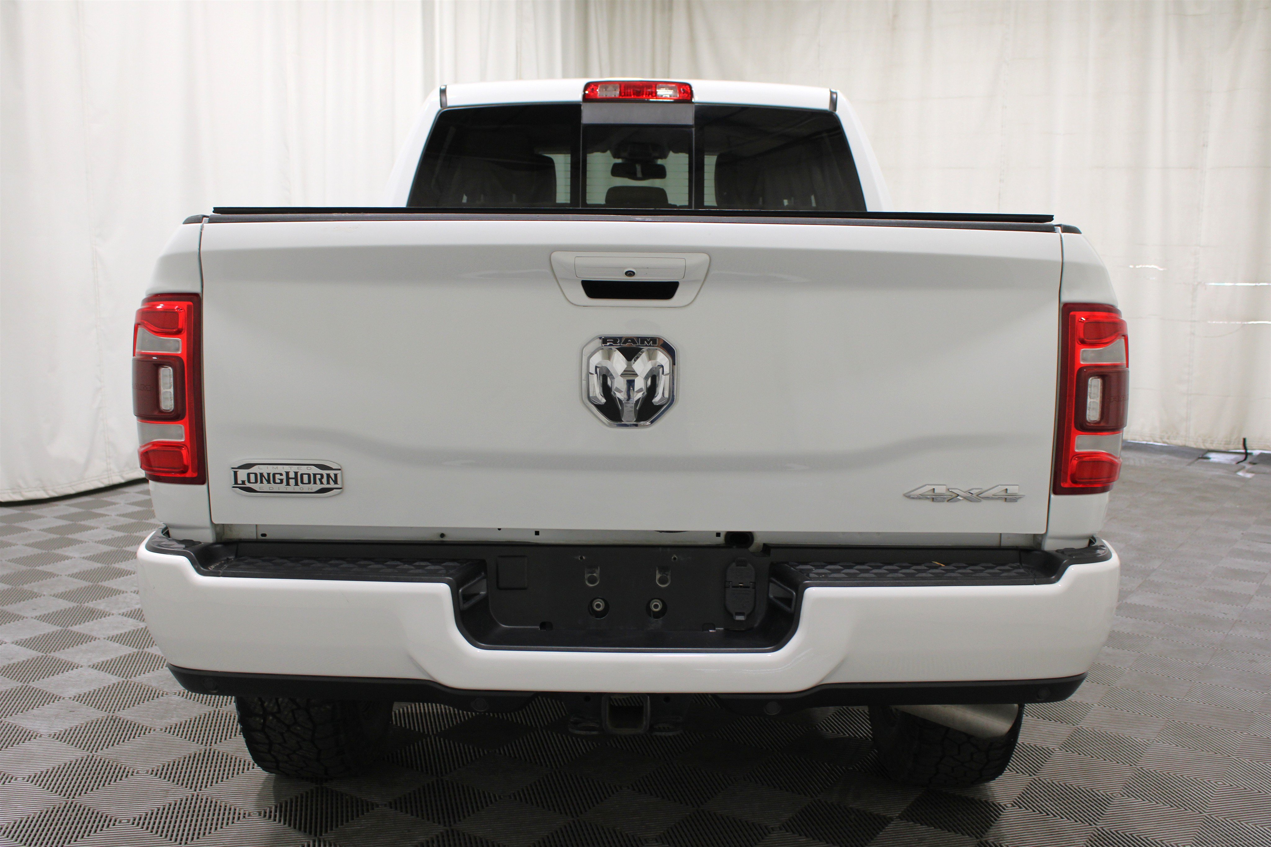 Used 2024 RAM 2500 Limited AWD/4WD image 33