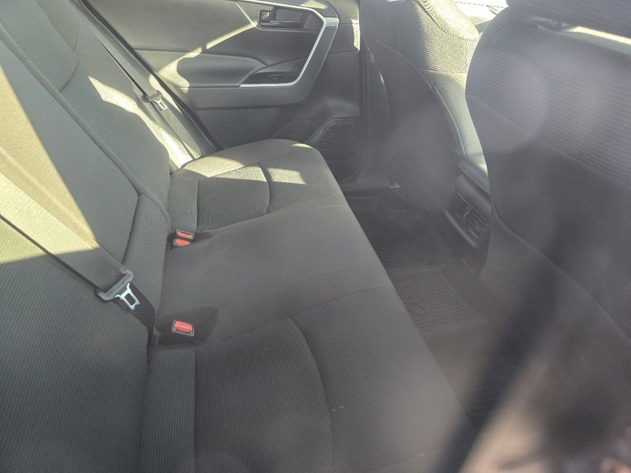 Used 2024 Toyota RAV4 LE image 12