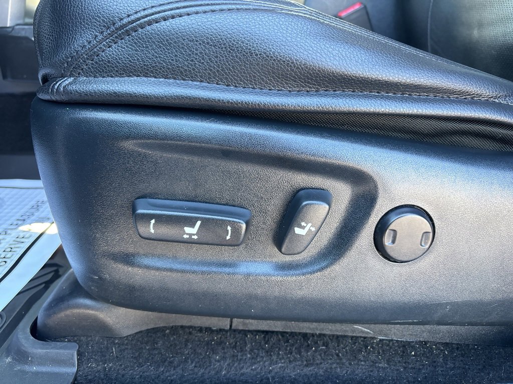 Used 2018 Toyota 4Runner SR5 image 16