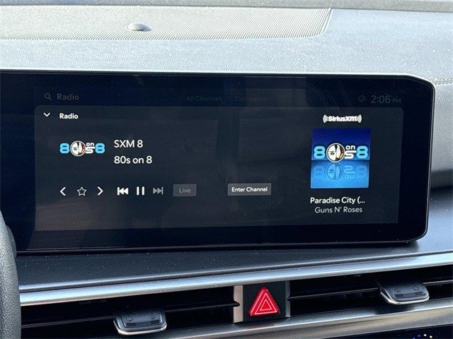 Used 2024 Kia Sorento LX image 19