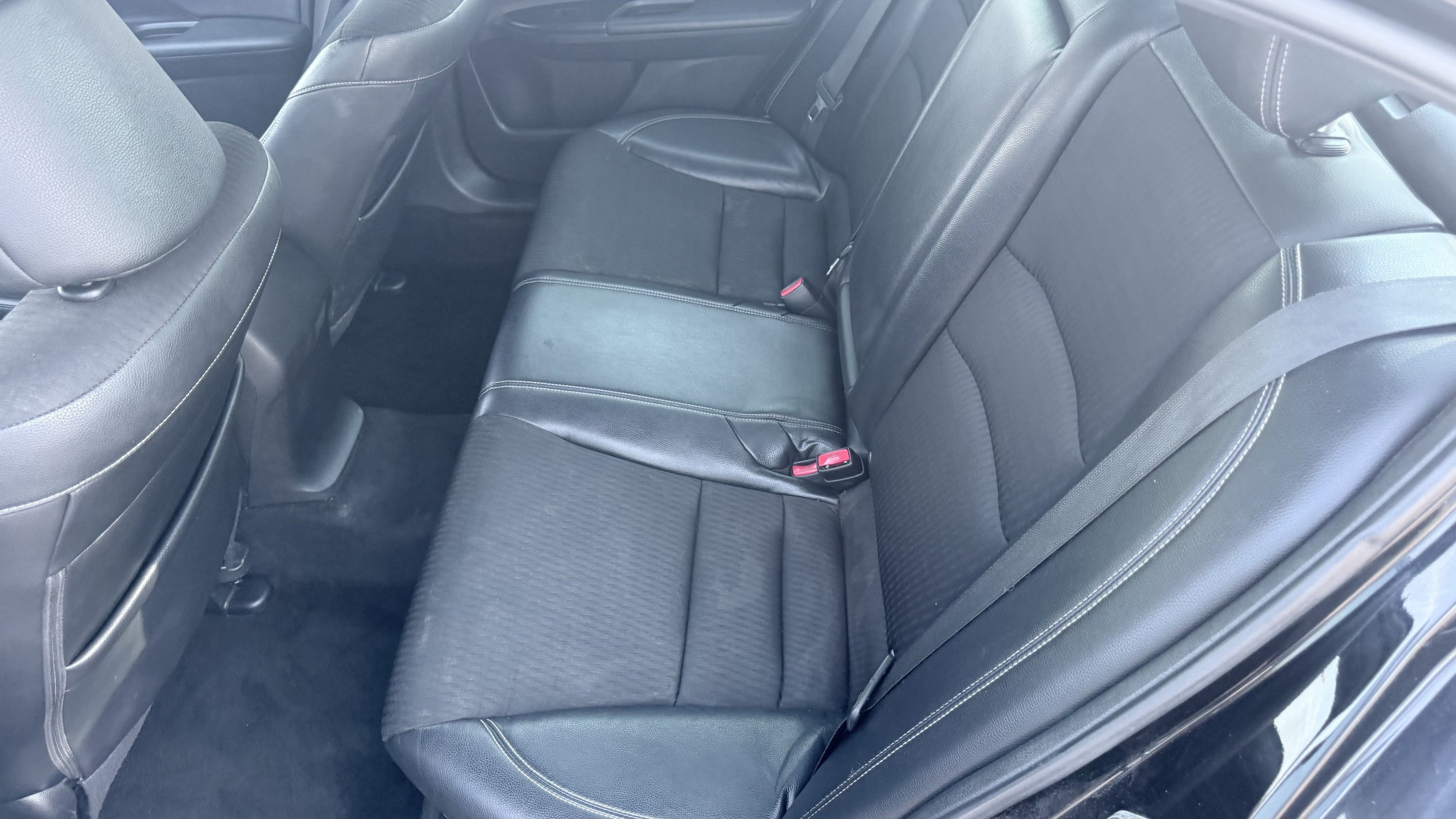 Used 2017 Honda Accord Sport image 28